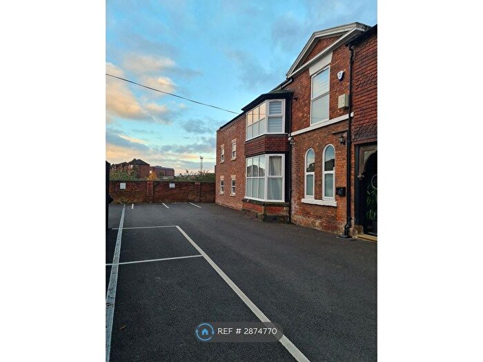 1 Bedroom Flat To Rent In The Grange, Chester, CH2