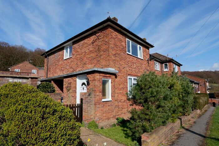 2 Bedroom Maisonette To Rent In Woodside Road, High Wycombe, HP13