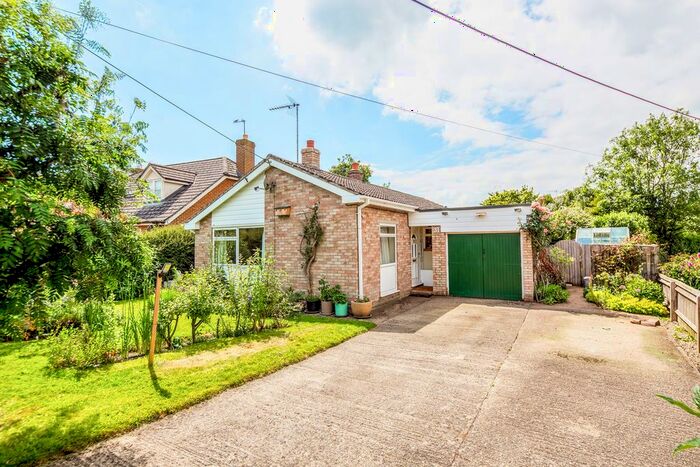 3 Bedroom Bungalow For Sale In Ardley Road, Fewcott, Bicester, OX27