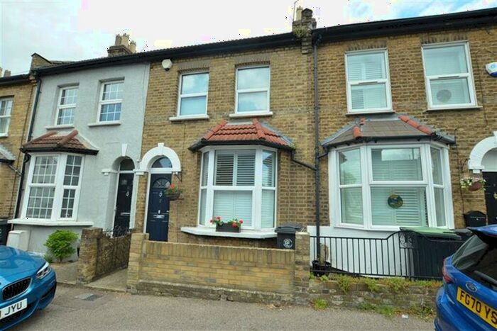 2 Bedroom Terraced House To Rent In Gravel Lane, Chigwell, IG7