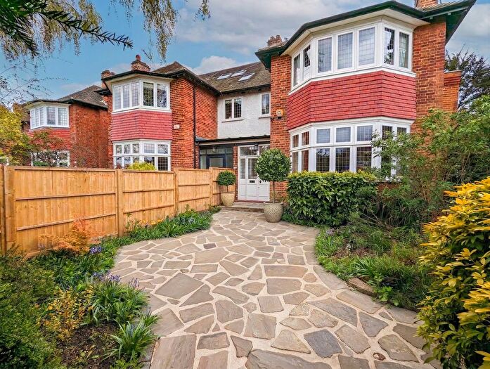 4 Bedroom Semi-Detached House For Sale In Upper Richmond Road, East Sheen, TW10
