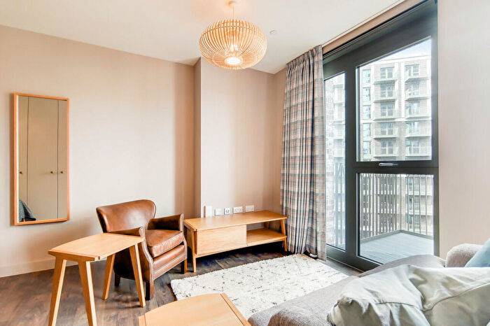 Apartment To Rent In Canada Gardens, Wembley, HA9