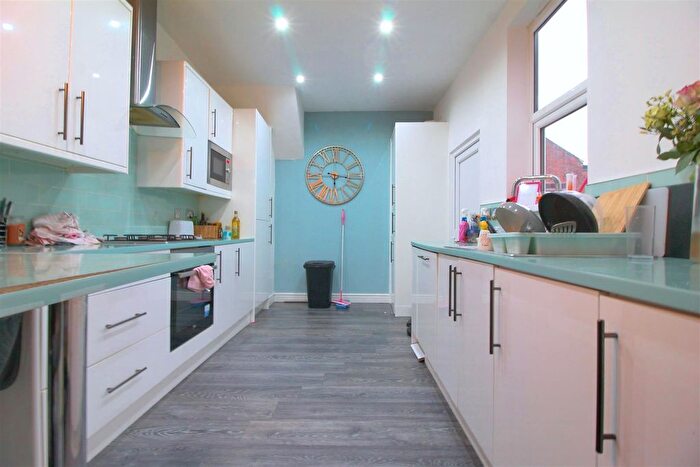 2 Bedroom Maisonette To Rent In Stratford Road, Newcastle Upon Tyne, NE6