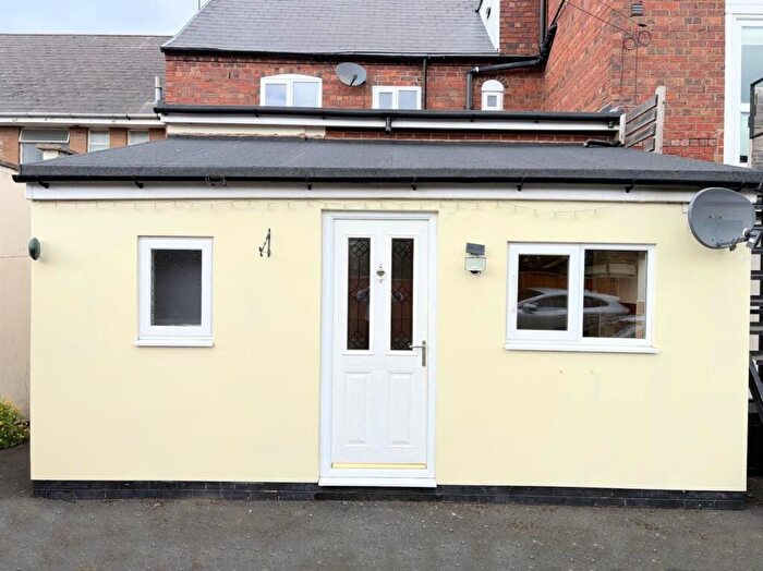 Studio To Rent In Brettell Lane, Stourbridge, DY8