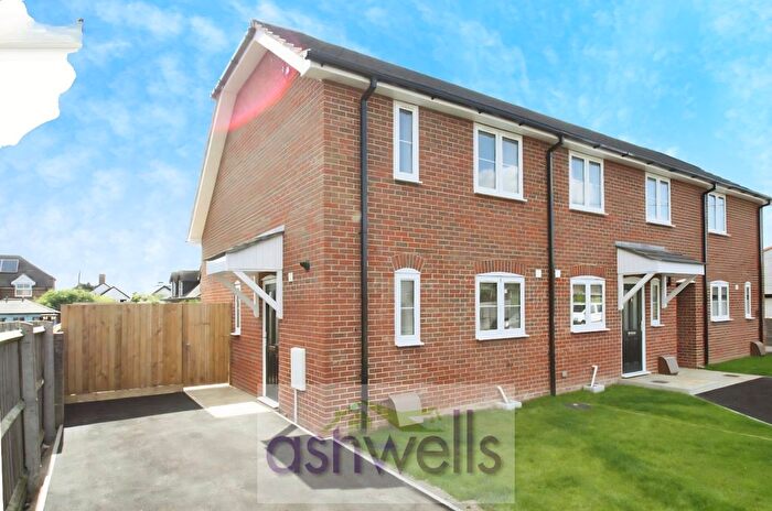 End Terrace House To Rent In Dunmow Road, Andover, SP10