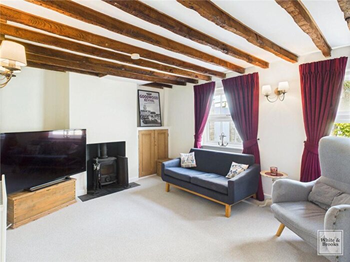 2 Bedroom Detached House For Sale In North Street, Westbourne, PO10