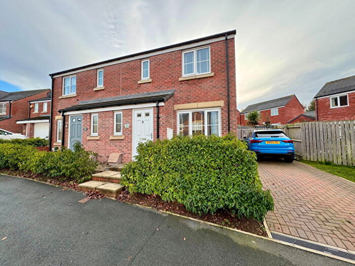 3 Bedroom Semi Detached House For Sale In Eagle Avenue, Redbrook, Barnsley, S75