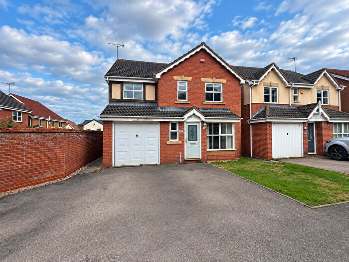 4 Bedroom Detached House For Sale In Braids Close, Rugby, CV21