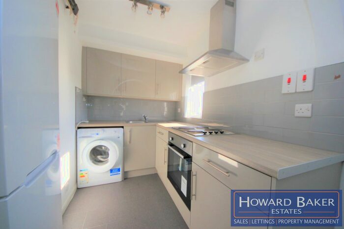 Studio To Rent In Lords Court, Trueman Close, Edgware, HA8