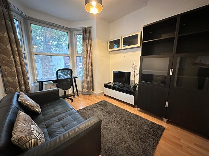 1 Bedroom Flat To Rent In Flat Sheldon Road Nether Edge Sheffield, S7