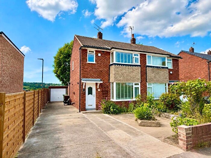 3 Bedroom Semi-Detached House To Rent In Moseley Wood Walk, Leeds, West Yorkshire, LS16