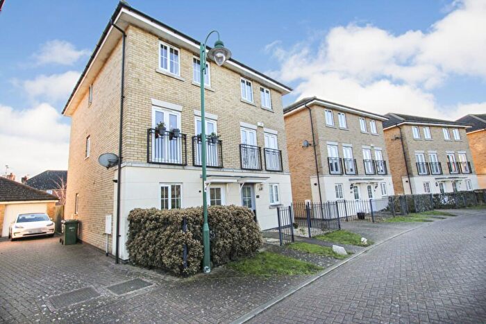 3 Bedroom Semi-Detached House To Rent In Marius Crescent, Hampton Hargate, Peterborough, PE7