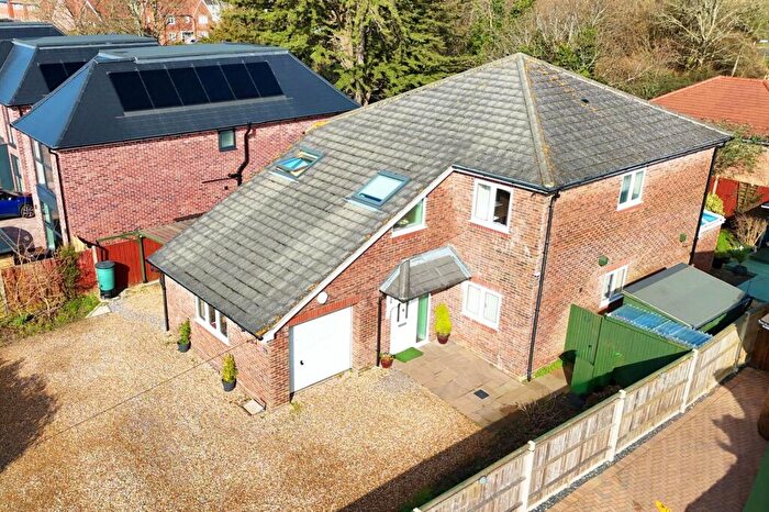 3 Bedroom Detached House For Sale In Warsash Road, Warsash, Southampton, SO31