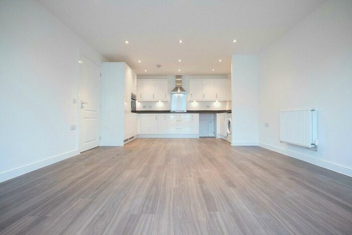 1 Bedroom Apartment To Rent In Sunflower Road, Lyde Green, Bristol, BS16