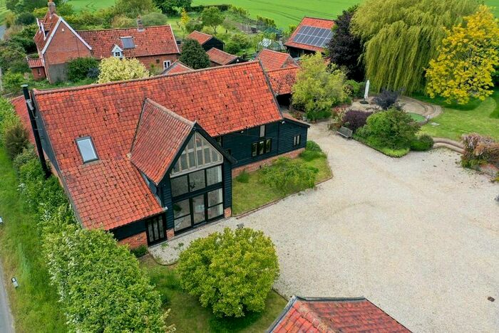4 Bedroom Barn Conversion For Sale In Banham, NR16