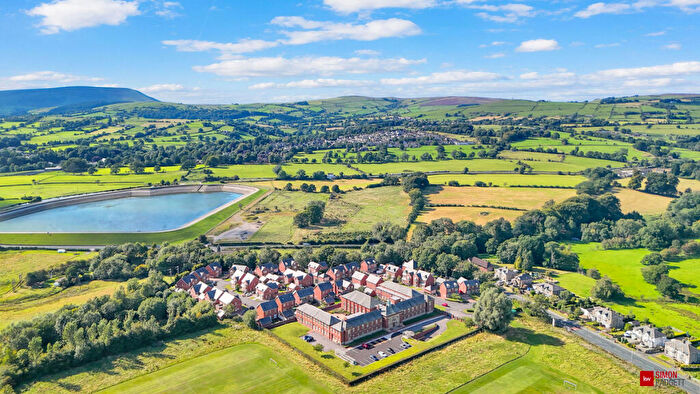 2 Bedroom Apartment For Sale In Grenfell Gardens, Colne, BB8