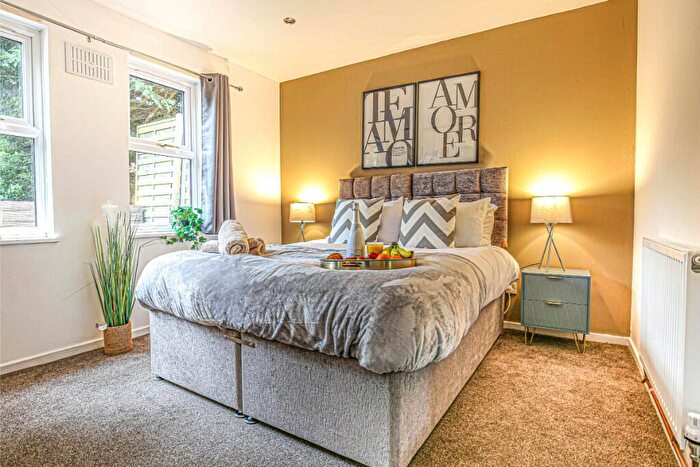 3 Bedroom House To Rent In Cockerell Grove, Milton Keynes, Buckinghamshire, MK5