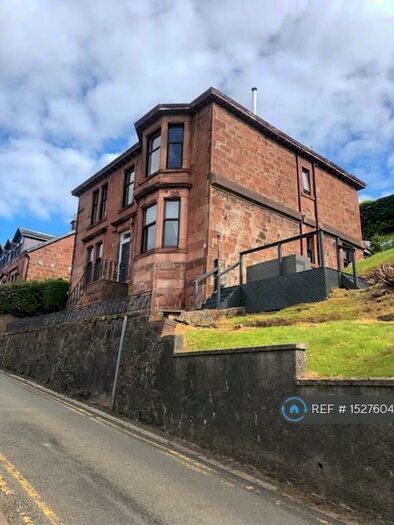 3 Bedroom Flat To Rent In Victoria Road, Gourock, PA19