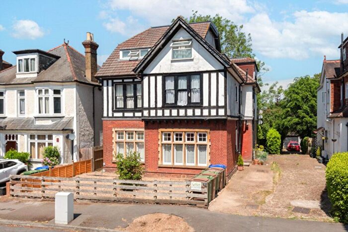1 Bedroom Apartment For Sale In Egmont Road, Sutton, SM2