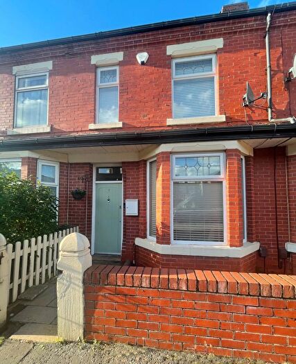 2 Bedroom Terraced House To Rent In Gerald Road, Salford, M6