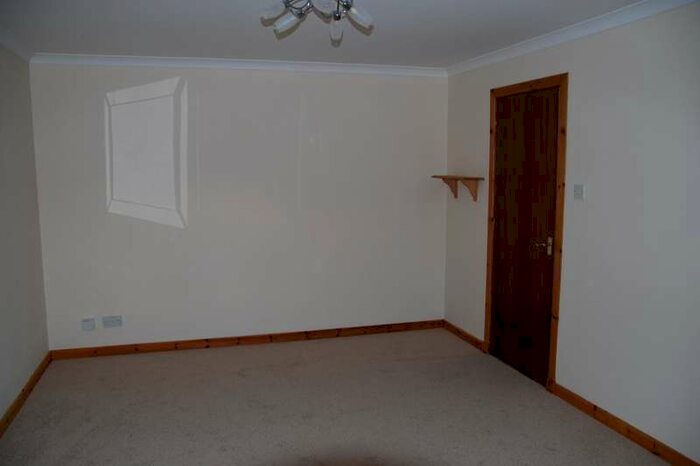 2 Bedroom Flat To Rent In Ness Court Haugh Road, Inverness, IV2