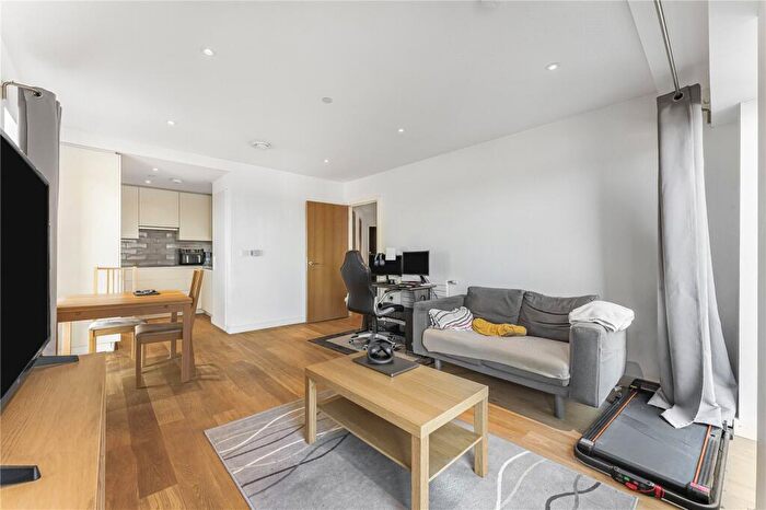 1 Bedroom Apartment To Rent In Maud Street, London, E16