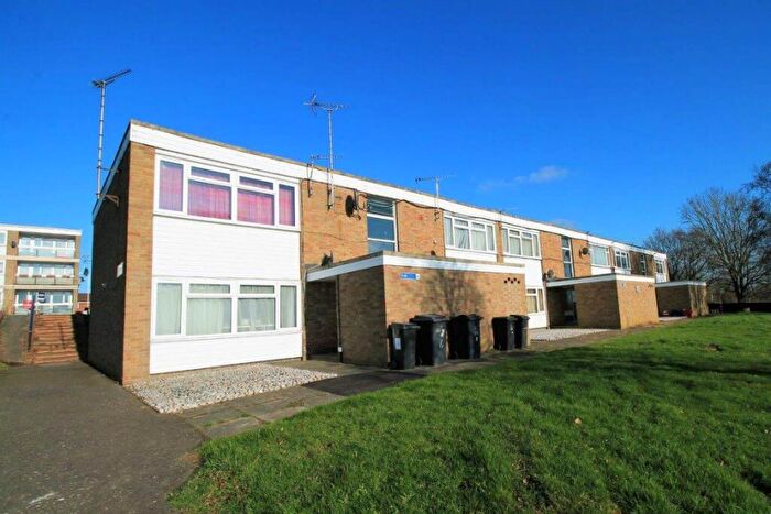1 Bedroom Flat To Rent In Copinger Close, Canterbury - Ref, CT2