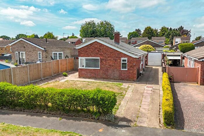 3 Bedroom Detached Bungalow For Sale In Willow Road, South Wootton, King's Lynn, Norfolk, PE30