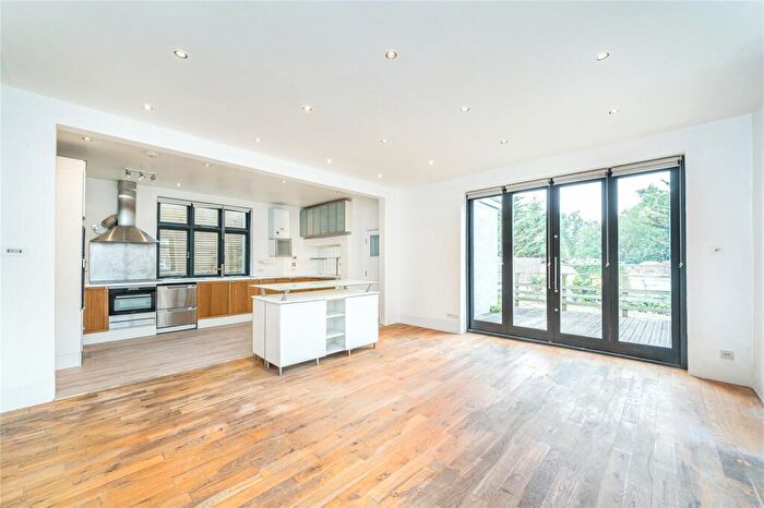 5 Bedroom Detached House To Rent In Alexander Avenue, London, NW10