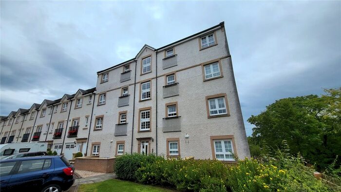 2 Bedroom Flat To Rent In Parklands Oval, Glasgow, G53