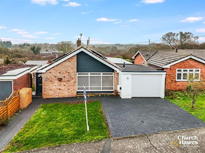 2 Bedroom Bungalow For Sale In Highfield Rise, Althorne, CM3