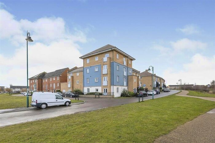 3 Bedroom Flat To Rent In New Lakeside, Hampton Vale, Peterborough, PE7