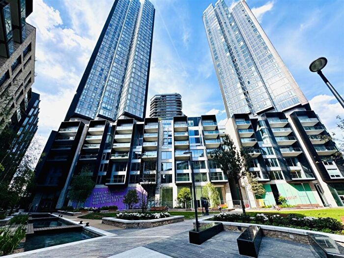 2 Bedroom Apartment For Sale In City Road, Bollinder Place, London, EC1V