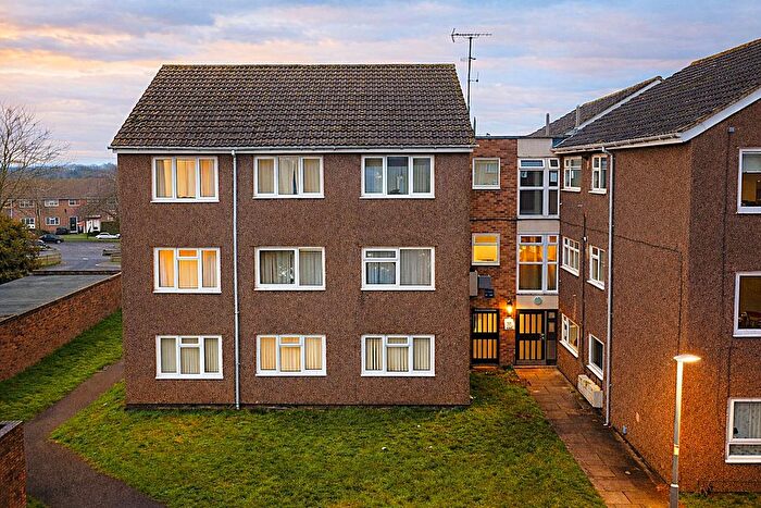 3 Bedroom Flat To Rent In Claymore, Hemel Hempstead, HP2