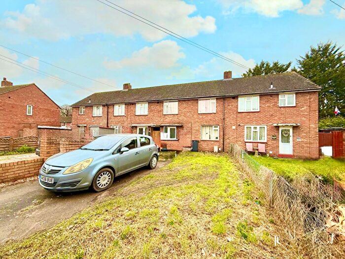 3 Bedroom Property To Rent In Billy Lawn Avenue, Havant, PO9