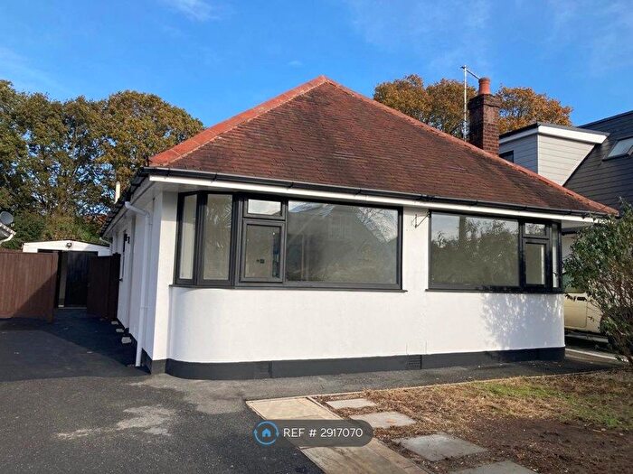 3 Bedroom Bungalow To Rent In Mill Hill Close, Poole, BH14