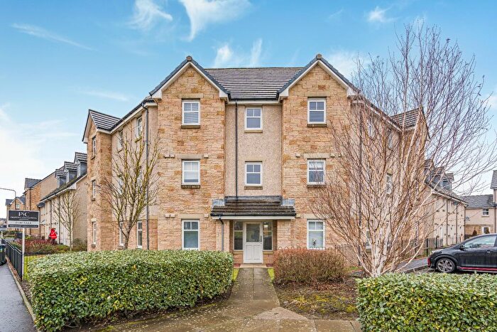 2 Bedroom Flat For Sale In Leyland Road, Bathgate, West Lothian, EH48