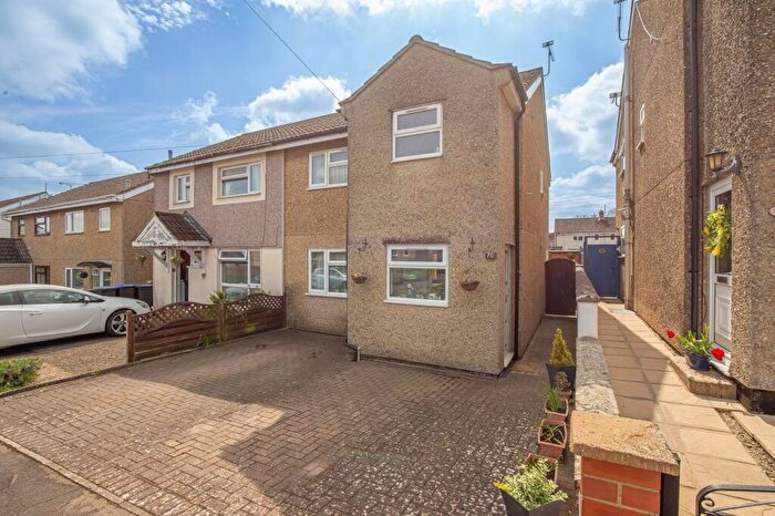 3 Bedroom Semi-Detached House To Rent In Parklands, Malmesbury, SN16