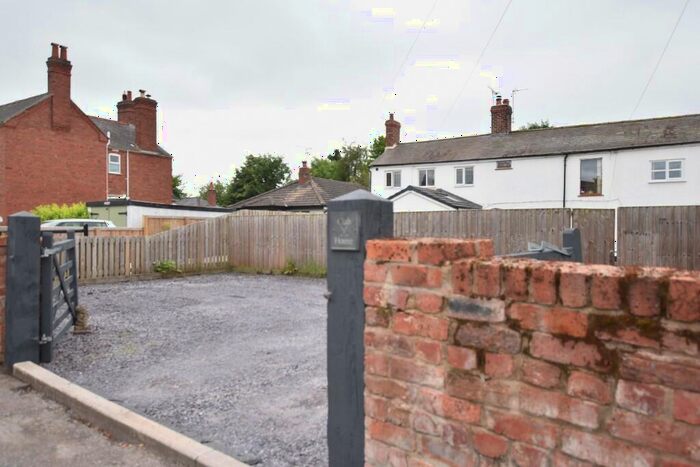 3 Bedroom Semi-Detached House To Rent In - Clubhouses, The Green, Rossett, LL12