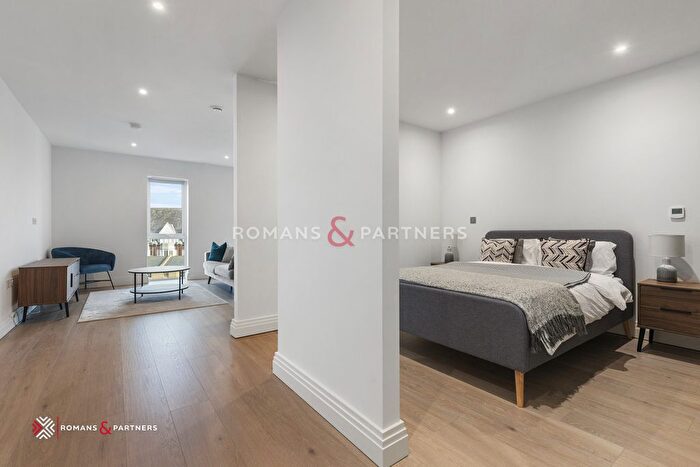 1 Bedroom Studio To Rent In Hawkins House, Ealing, W5