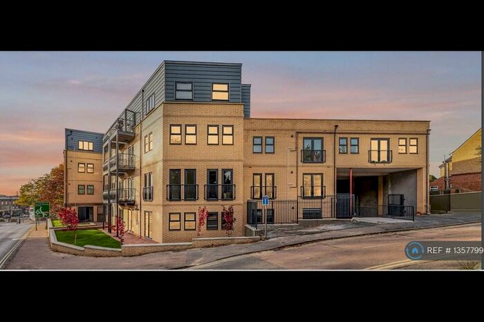 1 Bedroom Flat To Rent In Belle Vue Place, Sudbury, CO10