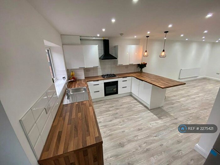 3 Bedroom Terraced House To Rent In Little Ilford Lane, London, E12