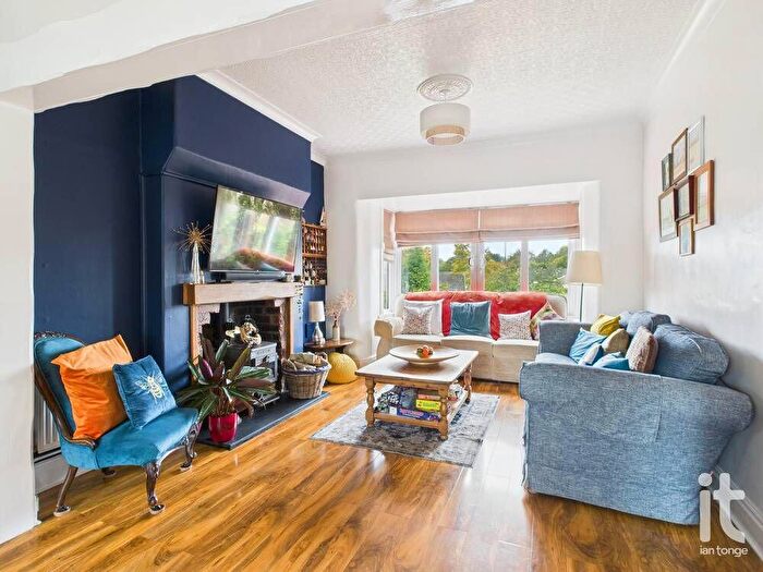 4 Bedroom Semi Detached House For Sale In Carr Brow, High Lane, Stockport, SK6