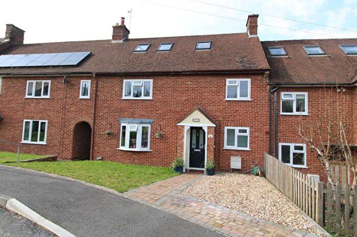 5 Bedroom Terraced House For Sale In The Green, Overton, RG25