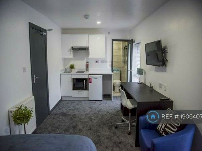 Studio To Rent In Pershore Road, Birmingham, B5