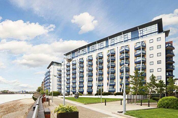 1 Bedroom Apartment To Rent In Apollo Building, Newton Place, Isle Of Dogs, Canary Wharf, Westferry, London, E14