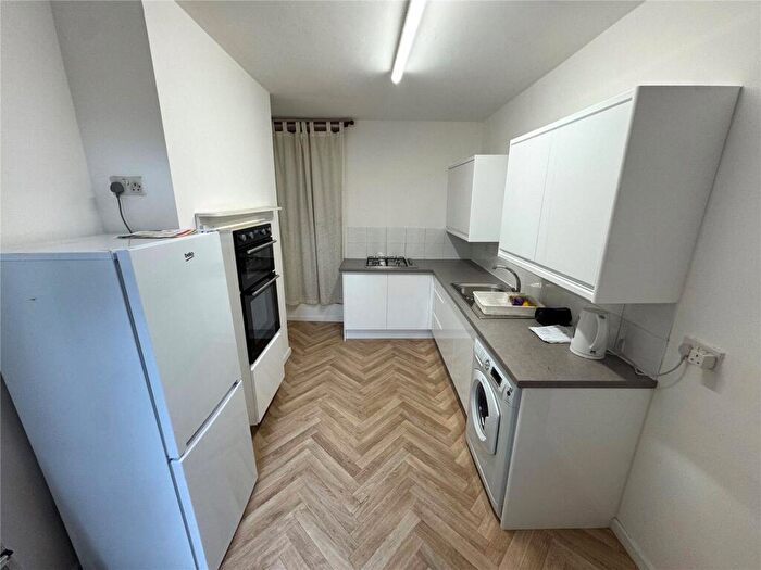 3 Bedroom Apartment To Rent In Smithdown Road, Liverpool, L15
