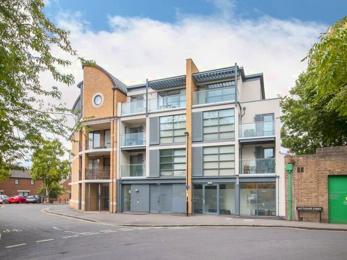 1 Bedroom Apartment To Rent In Littlegate Street, Oxford, OX1