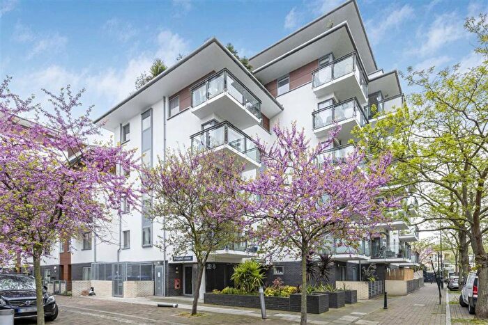 2 Bedroom Flat To Rent In Frean Street, Bermondsey, SE16