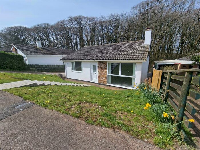 3 Bedroom Detached Bungalow To Rent In Compass West, Tregadillett, Launceston, PL15